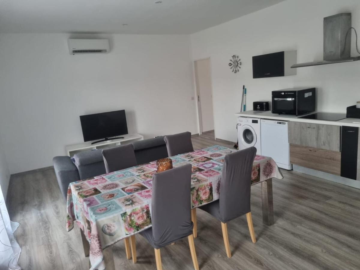 Appartement Sejour , Cure Cransac Au 1Er Etage 2 Nuits Minimum מראה חיצוני תמונה